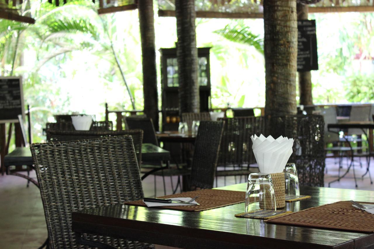 Alamanda Inn, Boutique Hotel And French Restaurant Yangon Ngoại thất bức ảnh
